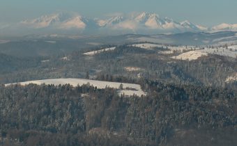 Február: Fatálne zemetrasenie, výročie vraždy novinára aj ruského vpádu
